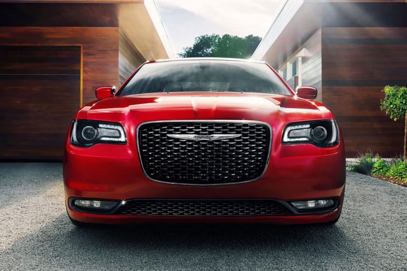 Chrysler 300 2022