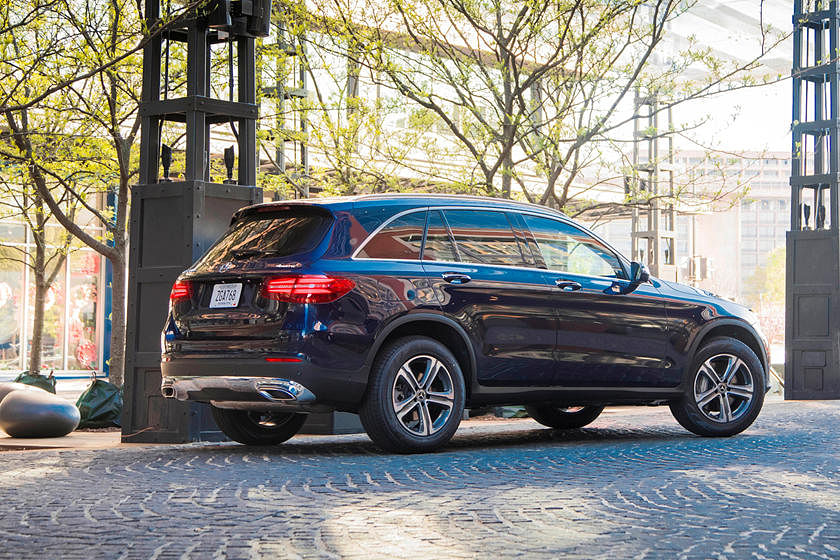 2021 Mercedes-Benz GLC 350e Plug-in Hybrid Price, Review, Ratings And ...