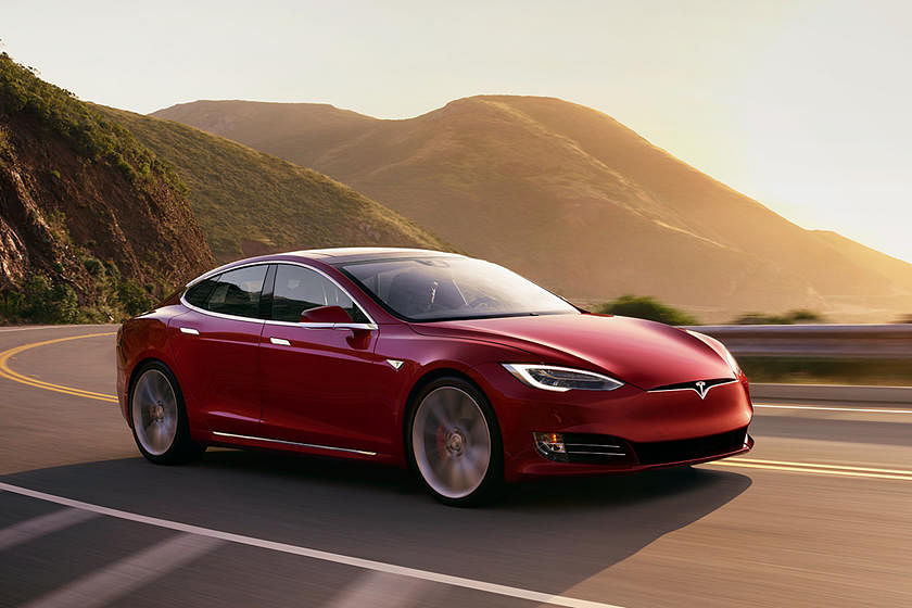 21 Tesla Model S Review Pricing Specs And Ratings 21 Tesla Model S Review Pricing Specs And Ratings