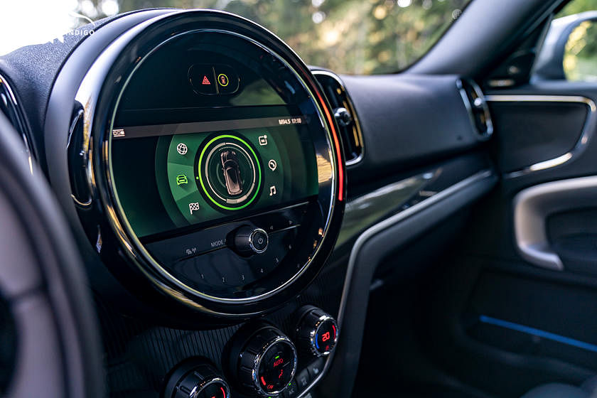 21 Mini Countryman Interior Review Seating Infotainment Dashboard And Features Carindigo Com 21 Mini Countryman Interior Review Seating Infotainment Dashboard And Features Carindigo Com