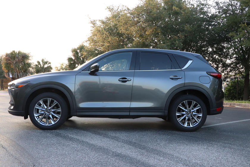 21 Mazda Cx 5 Performance And Mpg Carindigo Com 21 Mazda Cx 5 Performance And Mpg Carindigo Com