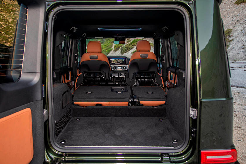 21 Mercedes Benz G Class Interior Review Seating Infotainment Dashboard And Features Carindigo Com