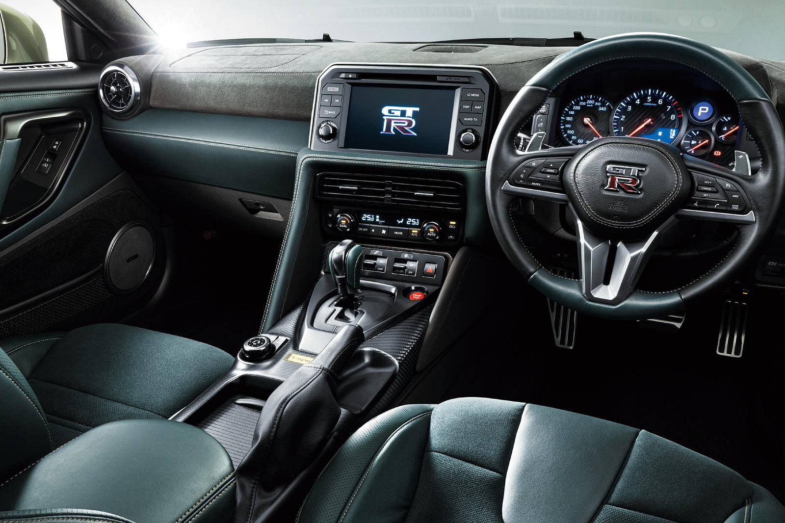 2024 Nissan GT-R Interior & Cargo Features | Nissan USA