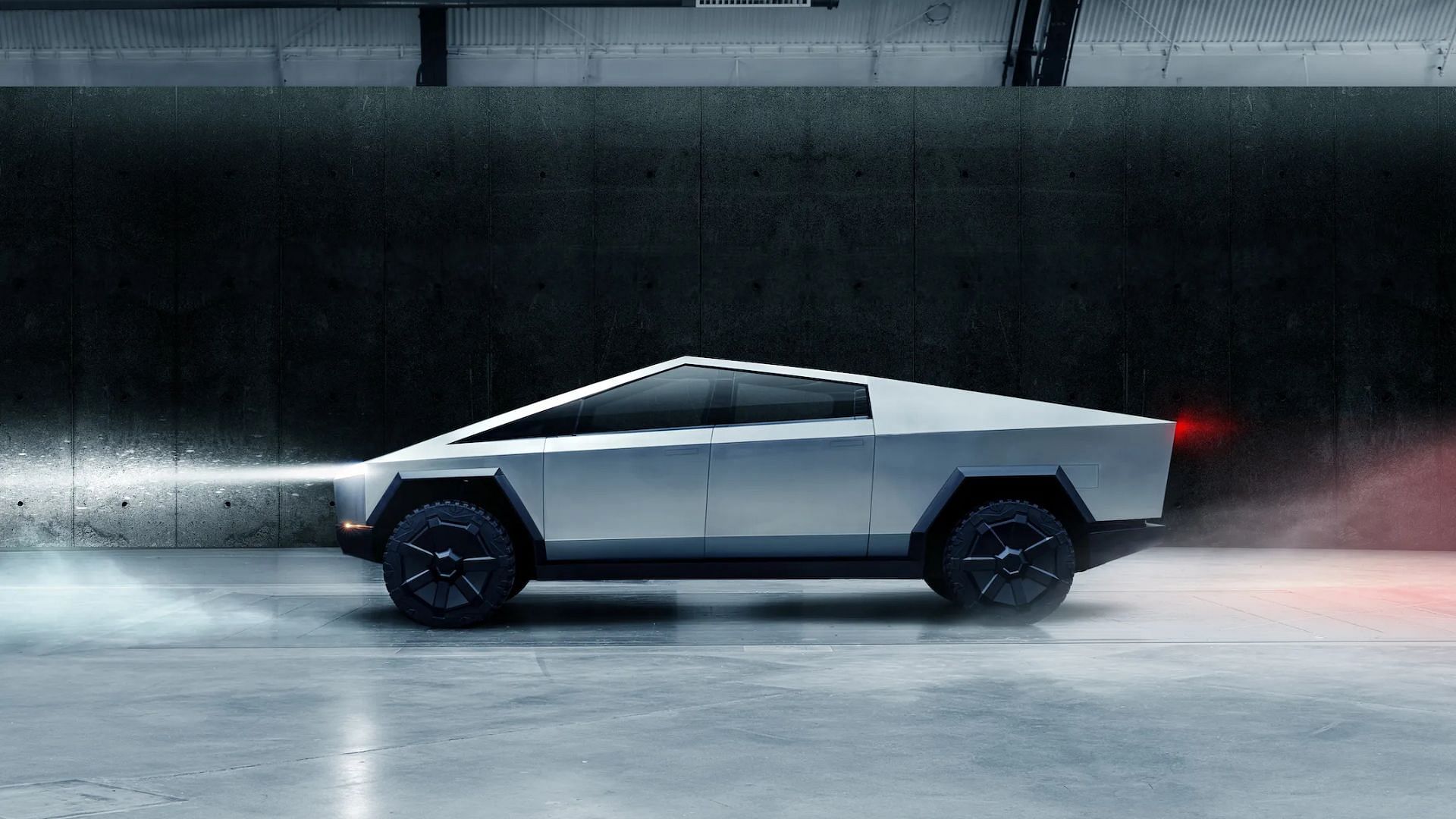 tesla cybertruck lease deal