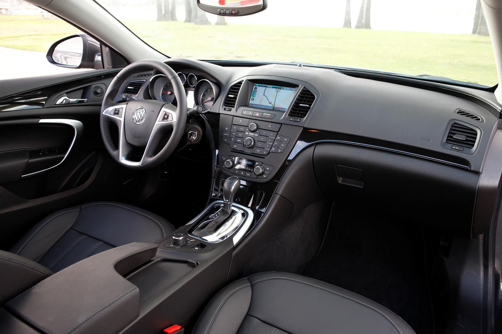 2011 Buick Regal Sedan Interior Review Seating, Infotainment