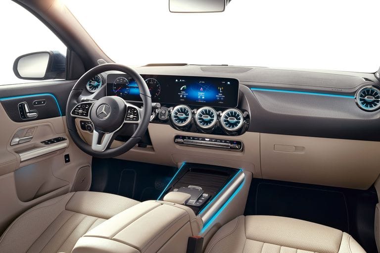 21 Mercedes Benz Gla Class Interior Review Seating Infotainment Dashboard And Features Carindigo Com