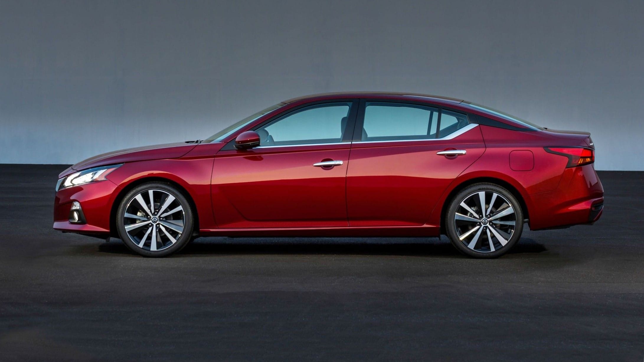 2021 Nissan Altima Review Buying Guide Specs And Features Carindigo Com