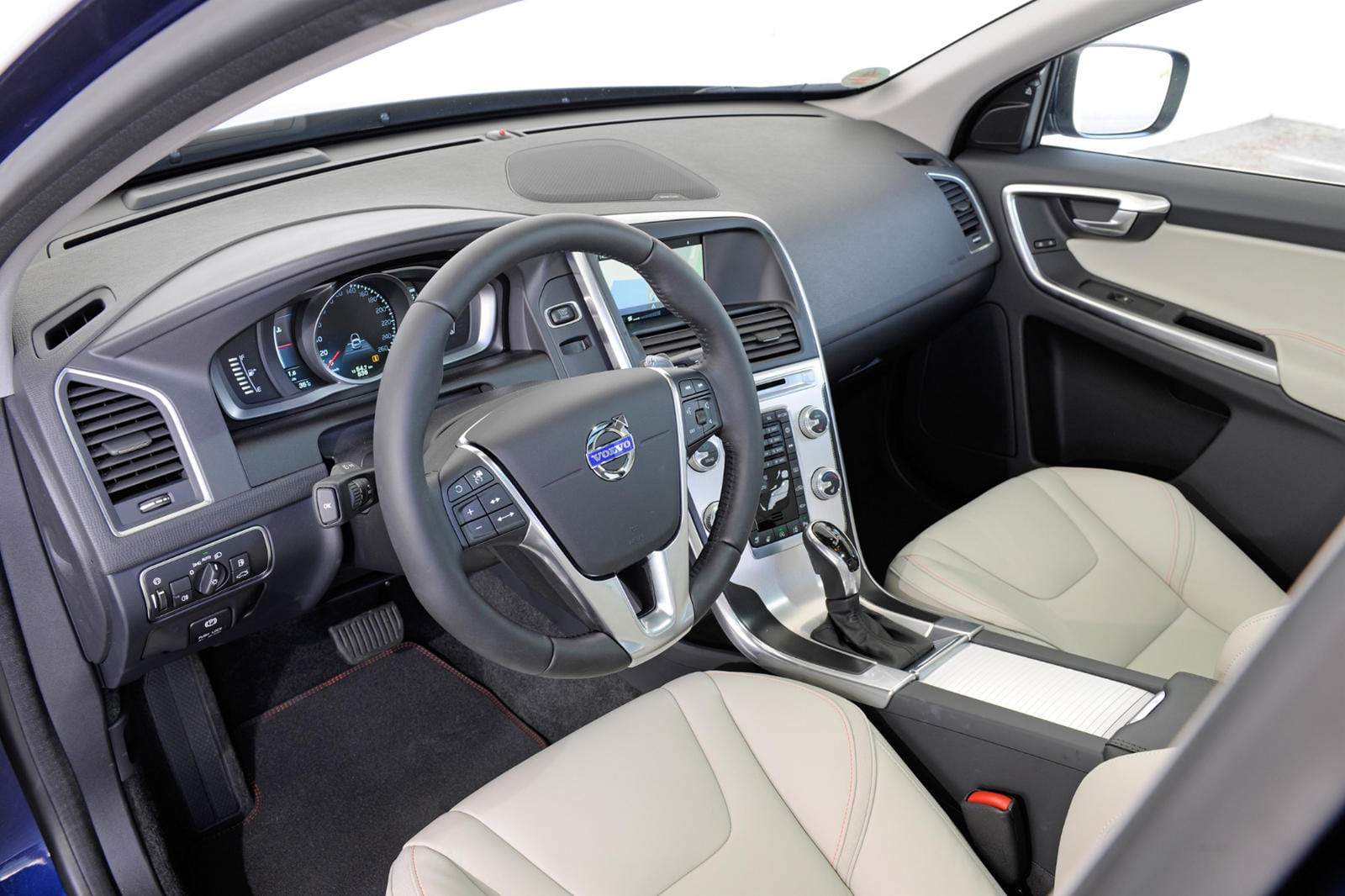 2016 Volvo XC60 Interior Review Seating, Infotainment, Dashboard and