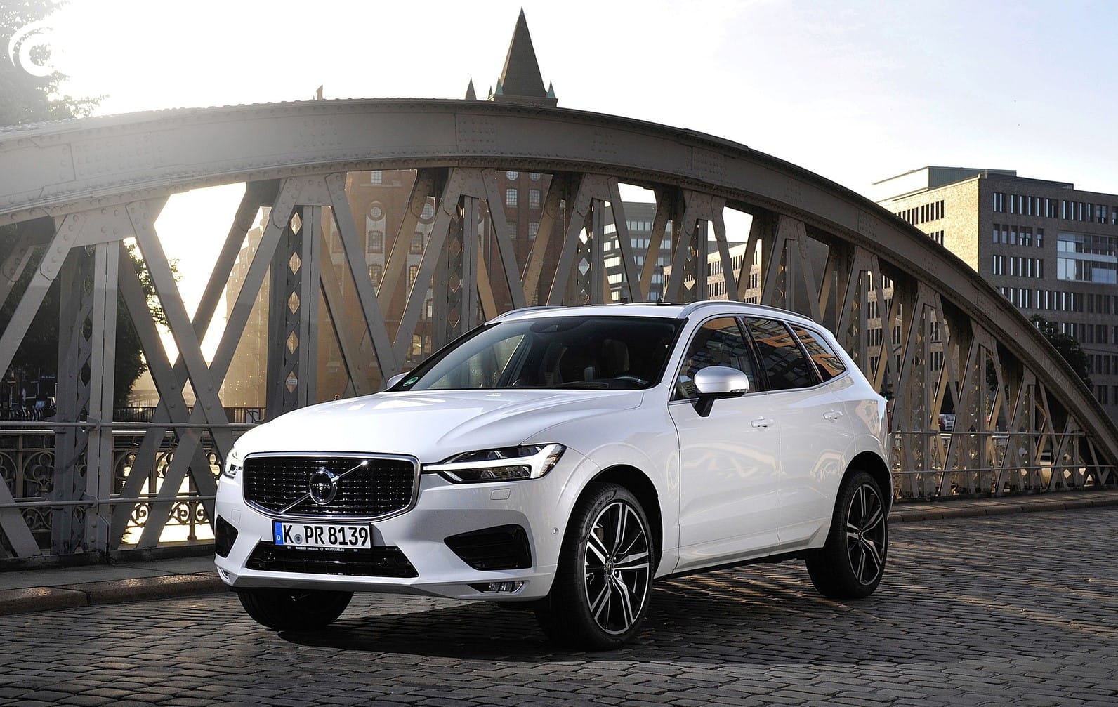 2022 Volvo Xc60 Preview Expected Release Date Interior Price Dimensions Colors Features Specs And Rivals 2022 Xc60 R Design Stereo