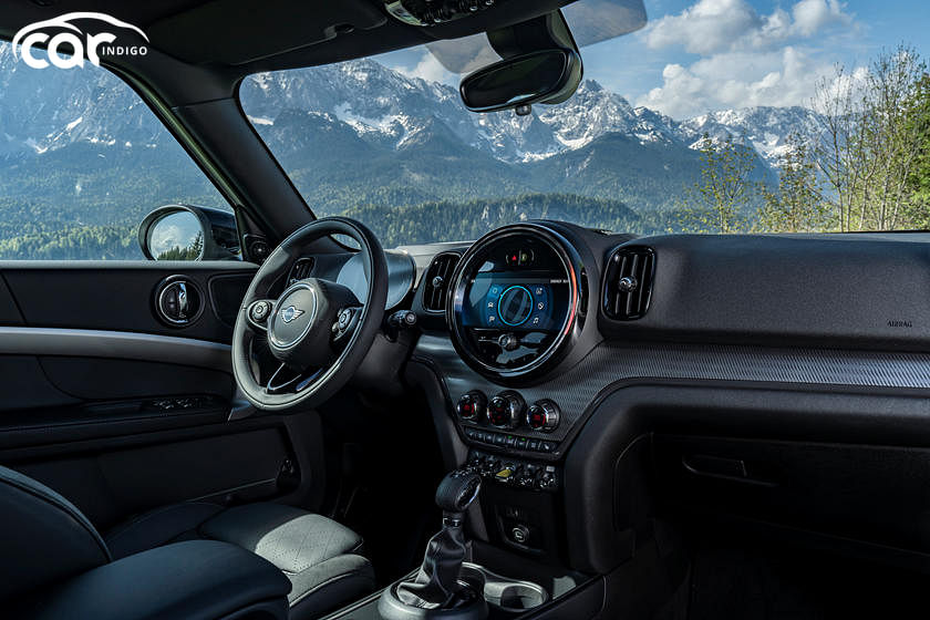 21 Mini Countryman Plug In Hybrid Wagon Interior Review Seating Infotainment Dashboard And Features Carindigo Com 21 Mini Countryman Plug In Hybrid Wagon Interior Review Seating Infotainment Dashboard And Features Carindigo Com
