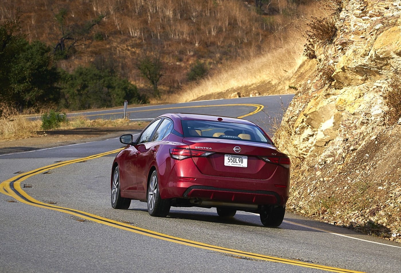 21 Nissan Sentra Performance Review Carindigo Com
