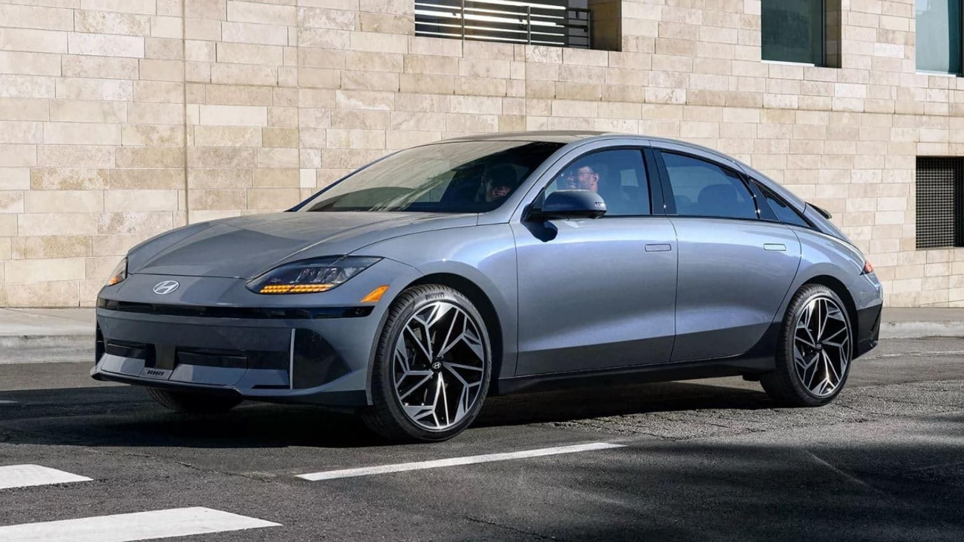 Hyundai IONIQ 6