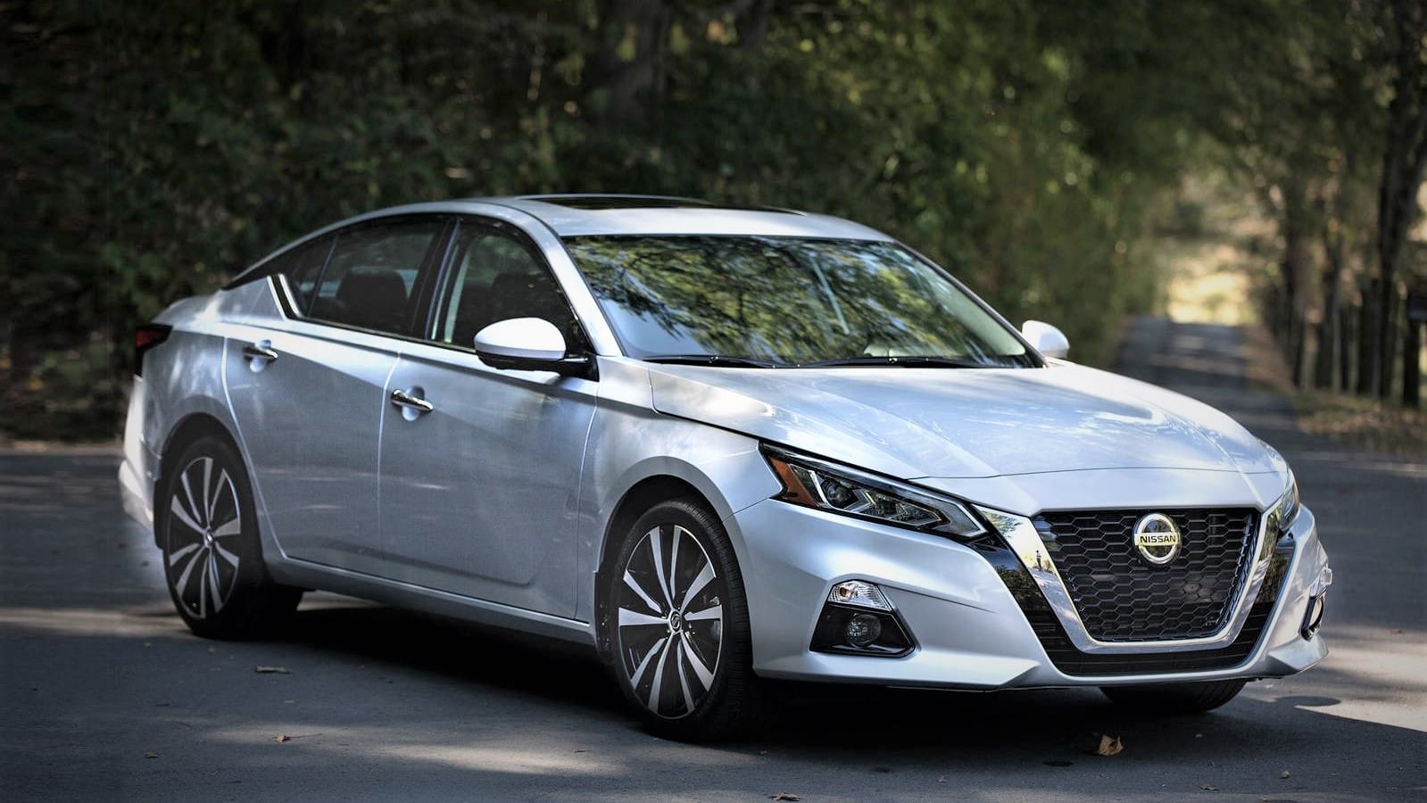 2021 Nissan Altima Review Buying Guide Specs And Features Carindigo Com