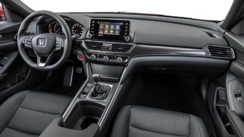 2019 Honda Accord interior