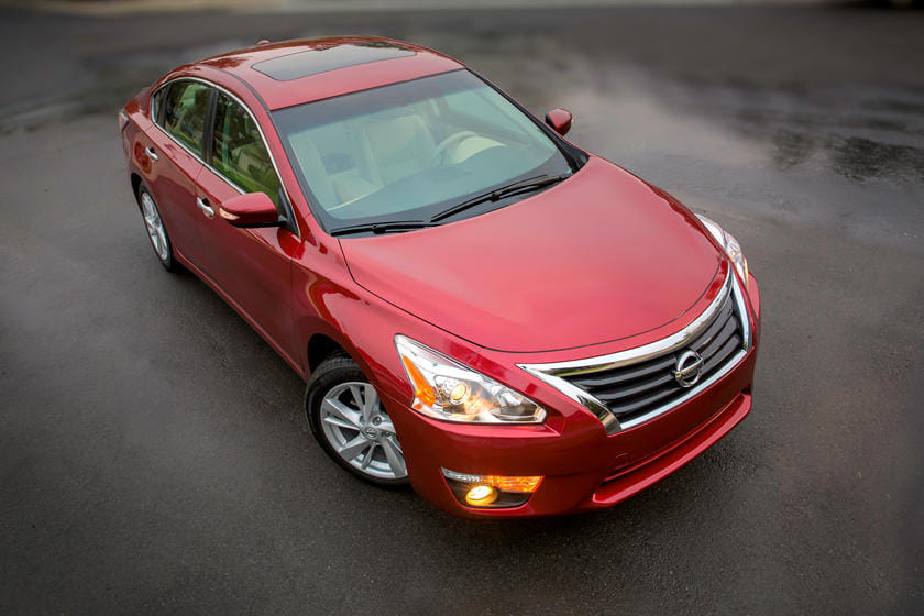 2014 Nissan Altima Sedan Top Angle View